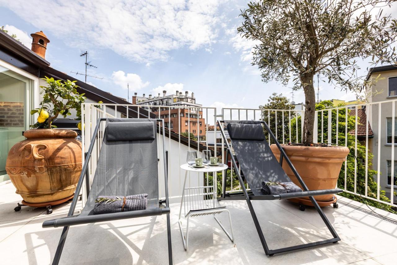 *Villa Olivo*With Private Terrace & Jacuzzi + 3Bedrooms Милан Экстерьер фото